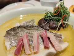 -港丽餐厅(来福士店)