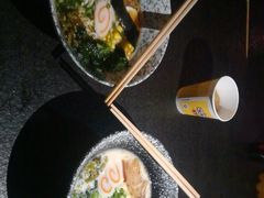 -江湖酒吧