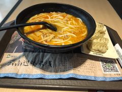 -蒙自源过桥米线(红谷滩万达店)