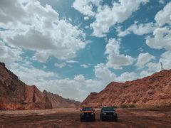 -天山神秘大峡谷