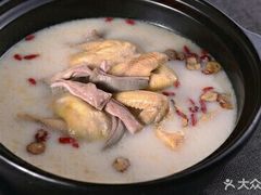 娃娃菜-煲宫猪肚鸡(昆山金鹰国际购物中心店)