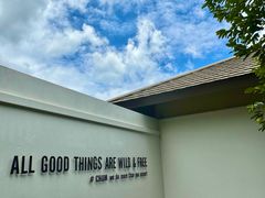 -Chom Cafe and Restaurant