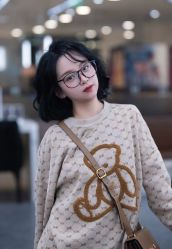 -变画·发型STUDIO