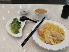 鲜虾云吞面-明园茶餐厅(沙头角店)