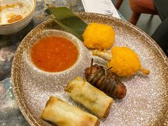 炸物拼盘-浩海火燒雲傣家菜(芮欧百货店)