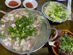 牛肉汤锅-小杨翘脚牛肉