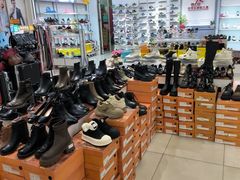 -云柏鞋业(十里堡店)