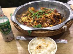 -愉肴麻辣香锅(中山路店)