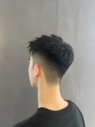 -尤司男士国潮理发馆