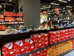 -阳光世纪奥特莱斯店