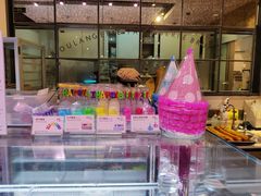 -巴黎贝甜(大宁国际商业广场店)