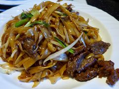 干炒牛河-荷里活餐厅