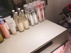 -浅深(世茂滨江精品店)