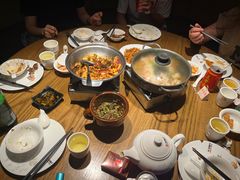 -爱碗亭·鲜炒湖南菜(壹城中心店)