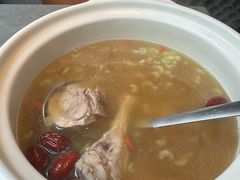 -佬太公海鸭·海鲜大排档(上海总店)