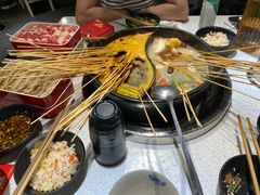 -钢管厂五区小郡肝串串香(奥克斯广场锦城万达店)