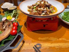 -老滇山寨•云南特色菜•地方菜•民族风情歌舞表演(金碧店)