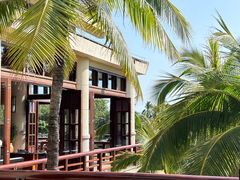 -亚龙湾喜来登·美景台大堂吧