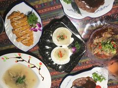-忘忧草融合私房菜(红鼎国际店)