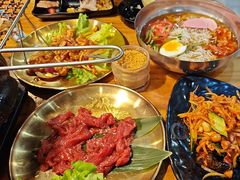 -合易泓烤肉·海肠捞饭(火车站店)