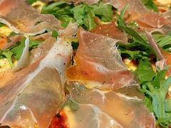 帕尔玛火腿配火箭生菜披萨-at cafe 意大利餐厅(集美店)