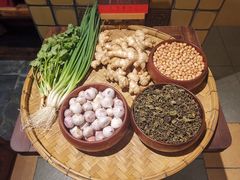 -瑶王府·广西菜(茶花园店)