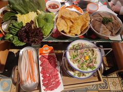 -南城十里潮汕鲜牛火锅·鲜虾生滚粥(融汇老商埠店)