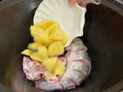 -老刘生态大鱼坊铁锅炖鱼(赛马场店)