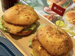 -必胜客(兴华中路PH店)