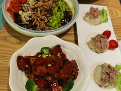 -小镇大厨新概念复合中餐厅(万达广场大连高新店)