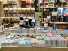 -新华书店(印象城店)