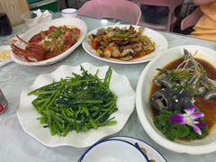 -范饭椰林川湘味海鲜·椰子鸡(三亚湾椰梦长廊店)