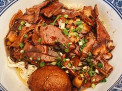 -沪西老弄堂面馆(定西路店)