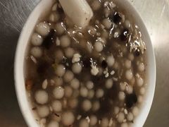 -芳婆糕团店(王府大街店)