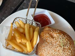-WOLFGANG PUCK KITCHEN & BAR(迪士尼小镇店)