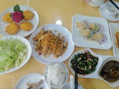 -鹏城人家海鲜酒家·23年老字号(较场尾店)