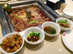 海底捞(凯德广场店)-海底捞火锅(九久奥特莱斯店)