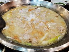 -老来福·非遗酸汤兔(凯旋路店)