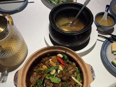 -八府香鸭·啫啫煲(华山路店)