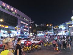 -东门小吃街