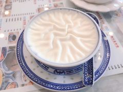 -广信牛奶甜品世家(台东店)