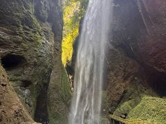 -龙水峡地缝景区