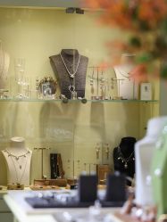 -HeyJewel全球独立设计师原创首饰集合店