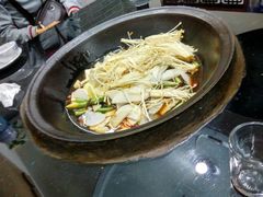 -铁锅炖灶台鱼老三炖鱼馆