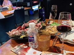 -肉魁屋·烧肉·烧鸟·酒场(高新店)