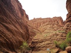-天山神秘大峡谷