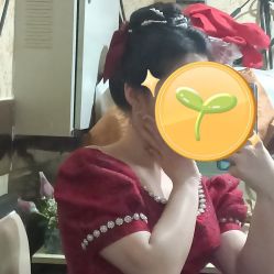 点击看大图 -伯瓷皇后婚纱艺术空间