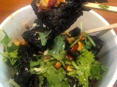 -黑色经典臭豆腐·湖南特产(步行街店)