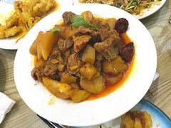 排骨鸡胗炖土豆-哈尔滨春饼(朝山街店)