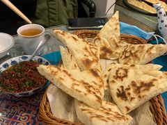 -一个勺子新疆锡伯主题私房菜(红墙巷49号院店)
